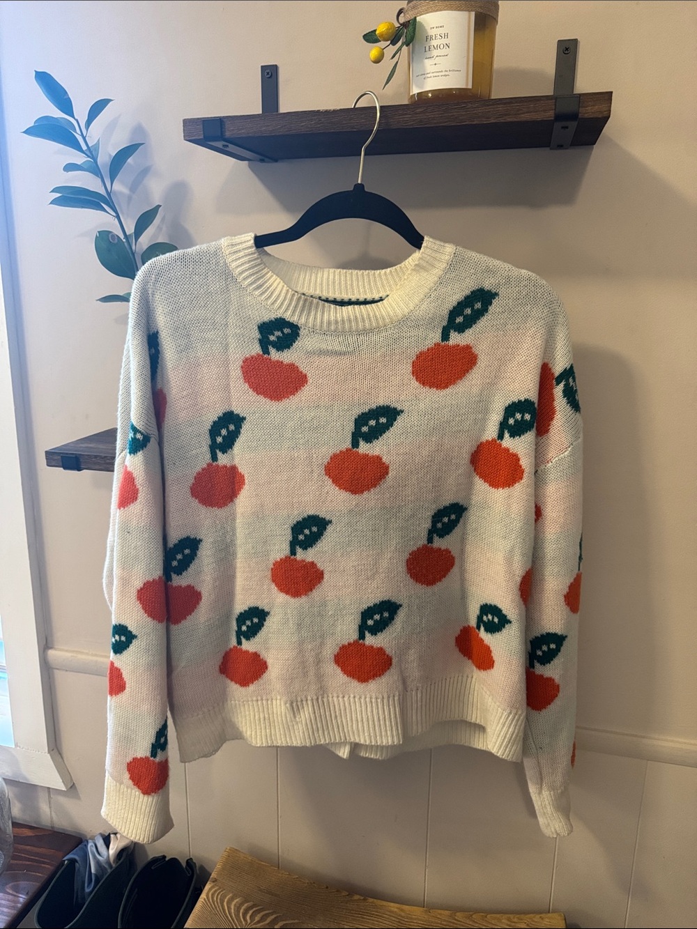 Women’s Cream Sweater with Orange Fruit Print Size Large